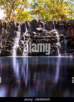 Rochester Falls Wasserfall in Souillac Mauritius. Wasserfall im Dschungel der tropischen Insel Mauritius. Stockfoto