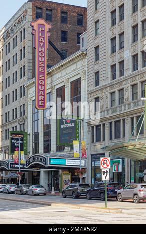 Das Ohio Theatre und das State Theatre befinden sich in verschiedenen Flügeln desselben Renaissance-Gebäudes, das 1911 erbaut wurde. Beide sind über die Euclid Avenue zu erreichen. Stockfoto