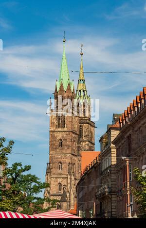 Deutschland, Bayern, Nürnberg, Glockentürme der historischen Sankt-Lorenz-Kirche Stockfoto
