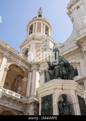 Basilika della Santa Casa, Piazza della Madonna, Wallfahrtsstadt Loreto, Le Marche, Italien, Europa Stockfoto