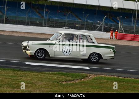 Ollie Streek, Mel Streek, Ford Lotus Cortina, Adrian Flux Trophy für Transatlantic Pre ’66 Touring Cars, vorwiegend V8 Americana vs. UK Races Stockfoto