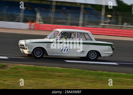 Ollie Streek, Mel Streek, Ford Lotus Cortina, Adrian Flux Trophy für Transatlantic Pre ’66 Touring Cars, vorwiegend V8 Americana vs. UK Races Stockfoto