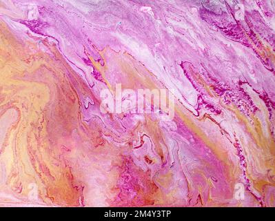 Ebru Art Marmor Hintergrund. Abstrakter Hintergrund. Flüssiges Acryl flüssige Kunst Nahaufnahme stilvolle Kombination von Luxus. Zeitgenössische Kunst in Rosa Gold Stockfoto