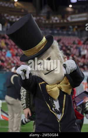 Tampa Bay, Florida, USA: Das Maskottchen der Wake Forest Demon Deacons lockt Fans während des Spiels Union Home Mortgage Gasparilla Bowl gegen die Missouri Tige Stockfoto