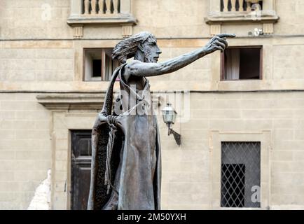 Bronzestatue des Heiligen Johannes des Täufers, realisiert von Bildhauer Giuliano Vangi, Viertel Oltrarno, Stadtzentrum von Florenz, Toskana, Italien Stockfoto