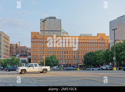 Das Marriott's Residence Inn umfasst drei historische Gebäude: Colonial Hotel, Kendall Building und Hoyt Building sowie die Colonial Arcades und Euclid Arcades. Stockfoto