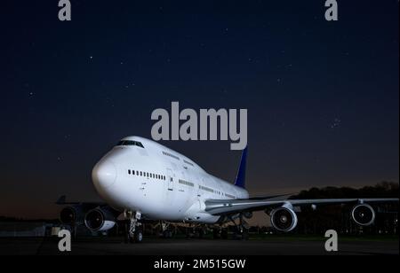 Außer Betrieb, im Lager Boeing 747-200 TF-AAK von Air Atlanta Icelandic/Saudi Arabian Airlines auf dem Nordvorfeld am Flughafen Cotswold Stockfoto