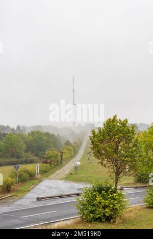 Geisa, Deutschland - 14. September 2022: Grenzstraße in der Nähe des Museums Haus auf der grenze und Point Alpha in Geisa in Thüringen Stockfoto