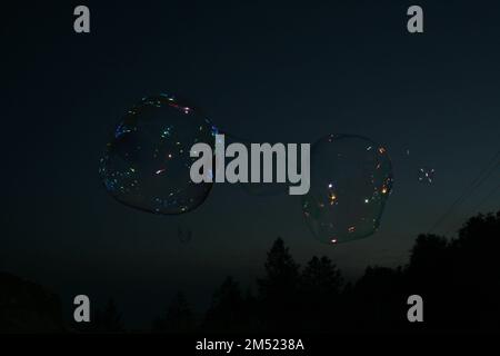 Riesige Blasen in den Bergen Stockfoto