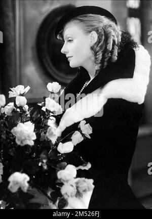 GRETA GARBO Portrait von MILTON BROWN in ROMANTIK 1930 Regisseur CLARENCE BROWN Spiel Edward Sheldon Kleider Gilbert Adrian Musik William Axt Metro Goldwyn Mayer Stockfoto