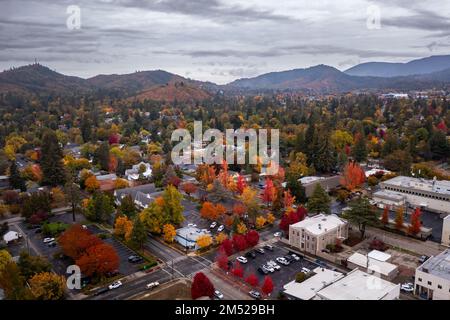 Grants Pass, Oregon. Luftaufnahme Stockfoto