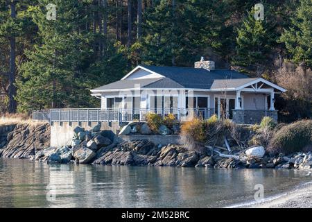 Anacortes WA USA - 18. November 2022: Das Caban Clubhouse im Cabana Park Stockfoto