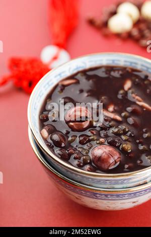 LABA Porridge oder Eight Treasure Porridge, traditionelles chinesisches Essen Stockfoto