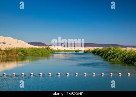 Alle American Canal, Blick von der Picacho Road, in der Nähe von Yuma, Fort Yuma Indian Reservation, Kalifornien, USA Stockfoto