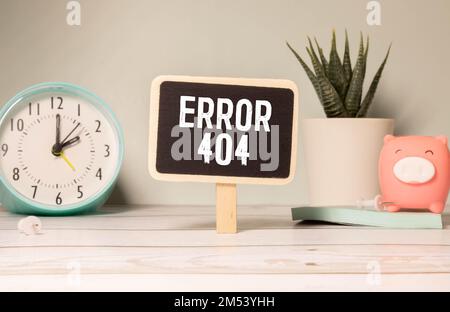 Nahaufnahme von Wörtern mit 404 Fehler, Web Concept Idea. Stockfoto