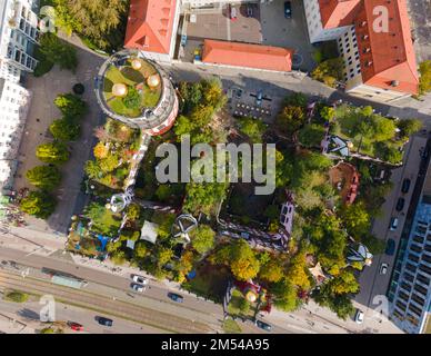 Drohnenschuss, Grüne Zitadelle, Hundertwasser-Haus, Architekt Friedensreich Hundertwasser, Magdeburg, Sachsen-Anhalt, Deutschland Stockfoto