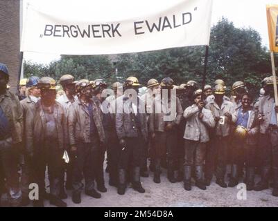 Energie) auf 24. 10. 1987, Luenen. Tausende von Bergleuten bei einer Demonstration der IGBE Mining Industrial Union Stockfoto