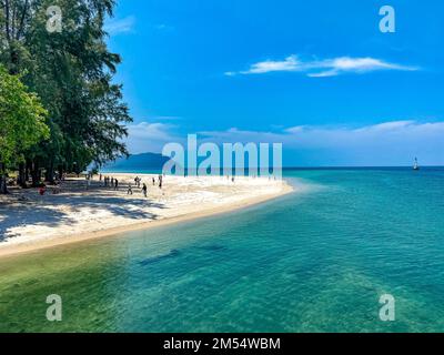 Blick auf den Hafen von Ao Pante Malacca im Koh Tarutao Nationalpark in Satun, Thailand Stockfoto