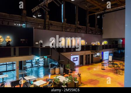 Foyer des Casula Powerhouse Arts Centre (CPAC), einem multidisziplinären Kunstzentrum im südwestlichen Vorort Casula, Sydney, NSW, Australien Stockfoto