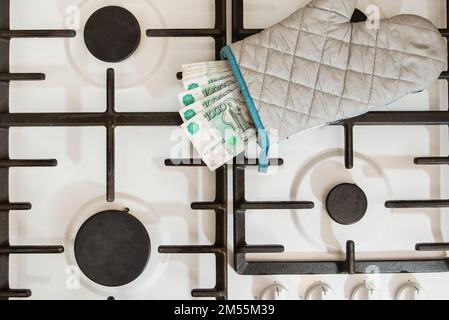 Gasherd mit Rubel. Verkauf von Gas für Rubel. Energietarife für Verbraucher Stockfoto