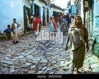 Äthiopien, 1970er, Harar, Einkaufspassage, Menschen, Frauen, Kinder, die Region Harari, Ostafrika, Stockfoto