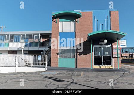 Das Crossroads Motel, beliebt bei Breaking Bad, ist ein funktionierendes Motel am Straßenrand in Albuquerque, New Mexico und war auch ein Drehort. Stockfoto