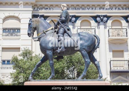 Cordoba, Spanien - 8. September 2020: Denkmal für den großen Kapitän, Bildhauer Mateo Inurria, 1923. Tendillas Square, Cordoba, Spanien Stockfoto