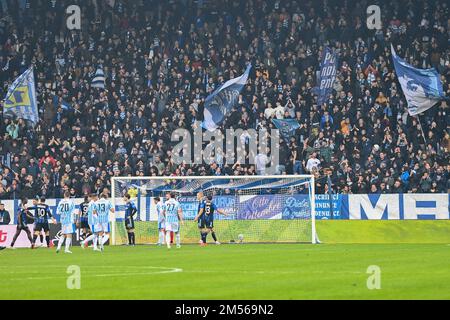 Ferrara, Italien. 26. Dezember 2022. SPAL-Fans während des Spiels SPAL gegen AC Pisa, italienisches Fußballspiel Serie B in Ferrara, Italien, Dezember 26 2022 Kredit: Independent Photo Agency/Alamy Live News Stockfoto