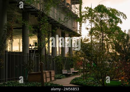 Gebäudefassade im 13. Bezirk, Paris, 2022 Stockfoto