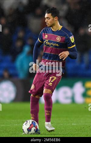 Cardiff, Großbritannien. 26. Dezember 2022. Andre Dozzell QPR #17 während des Sky Bet Championship-Spiels Cardiff City vs Queens Park Rangers im Cardiff City Stadium, Cardiff, Großbritannien, 26. Dezember 2022 (Foto von Mike Jones/News Images) in Cardiff, Großbritannien, am 12./26. Dezember 2022. (Foto: Mike Jones/News Images/Sipa USA) Guthaben: SIPA USA/Alamy Live News Stockfoto