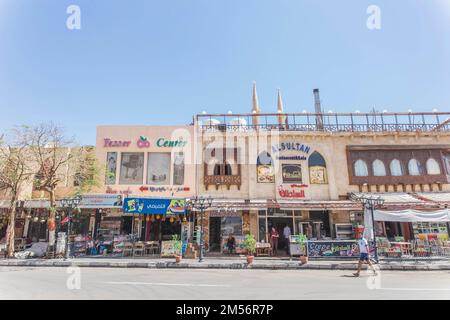 Altstadt, Ägypten, März 2020: Geschäfte in der Altstadt Ägyptens Stockfoto