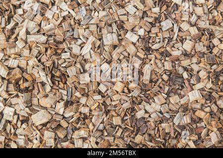 Natürlicher Hintergrund. Zur Textur grossflächiger Sägespäne aus Holz Stockfoto