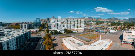Panoramablick aus der Vogelperspektive auf die Skyline von Salt Lake City in Utah Stockfoto