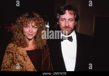 Steven Spielberg und Amy Irving bei den 44. Annual Golden Globe Awards 31. Januar 1987 Kredit: Ralph Dominguez/MediaPunch Stockfoto