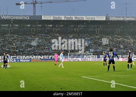 Ferrara, Italien. 26. Dezember 2022. Fans von Spal während des Spiels SPAL gegen AC Pisa, italienisches Fußballspiel Serie B in Ferrara, Italien, Dezember 26 2022 Kredit: Independent Photo Agency/Alamy Live News Stockfoto