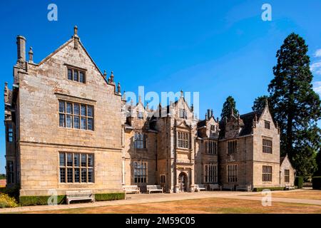 England, West Sussex, Wakehurst, Wakehurst Place House and Gardens *** Lokale Beschriftung *** UK,United Kingdom,Großbritannien,England,English,Brit Stockfoto