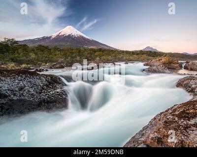 Im Vicente Pérez Rosales Nationalpark in Nordpatagonien, Chile. Stockfoto