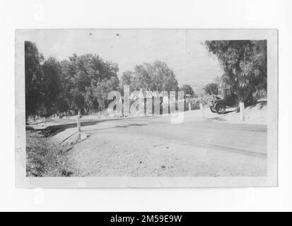 Originaltitel: „Soboba Res. - Kurven in der Nähe des Krankenhauses. Stas. 47 bis 51." 1936 - 1942. Pazifikregion (Riverside, Kalifornien). Fotodruck. Innenministerium. Büro für Indianerangelegenheiten. Missionsbehörde. 11/15/1920-6/17/1946. Fotos Stockfoto