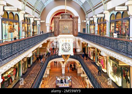 Sydney. New South Wales. Australien. Queen Victoria Building Mall Stockfoto