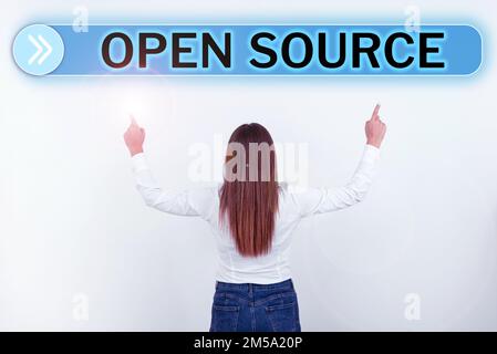 Textzeichen mit Open Source. Konzept bedeutet, dass die Software mit dem frei verfügbaren Original-Quellcode bezeichnet wird Stockfoto