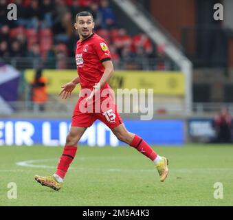 London, Großbritannien. 27. Dezember 2022. Idris El Mizouni (ausgeliehen von Ipswich Town) von Leyton Orient während eines Fußballspiels der Liga 2 zwischen Leyton Orient und Stevenage im Brisbane Road Stadion, London am 27. Dezember 2022 Kredit: Action Foto Sport/Alamy Live News Stockfoto