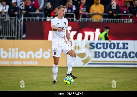 Cagliari, Italien. 26. Dezember 2022. Emil Nestved Kornvig von Cosenza Calcio während des Spiels Cagliari gegen Cosenza, italienischer Fußball der Serie B in Cagliari, Italien, Dezember 26 2022 Kredit: Independent Photo Agency/Alamy Live News Stockfoto