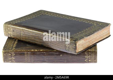 Alte Gebete- und Hymnen-Bücher isoliert auf weißem Hintergrund Stockfoto