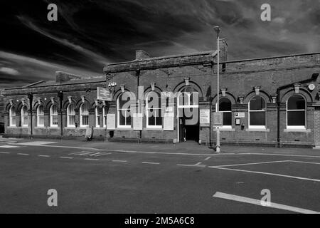 Die Vorderseite des Bahnhofs März, Fenland, Cambridgeshire, England Stockfoto