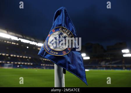 27. Dezember 2022; Stamford Bridge, Chelsea, London, England: Premier League Football, Chelsea gegen Bournemouth; Eckflagge Stockfoto