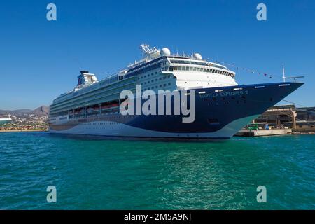 Kreuzfahrtschiff Marella Explorer 2 im Hafen von Malaga, Spanien, Europa Stockfoto