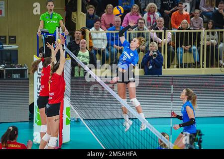 Wiesbaden, Deutschland. 27. Dezember 2022. Lena Grosse Scharmann (10 Wiesbaden) Kredit: SPP Sport Press Photo. Alamy Live News Stockfoto