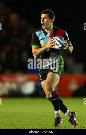 London, Großbritannien. 27. Dezember 2022. Tommy Allan von Harlequins während des Gallagher Premiership-Spiels Harlequins vs Bristol Bears in Twickenham Stoop, London, Vereinigtes Königreich, 27. Dezember 2022 (Foto von Nick Browning/News Images) in London, Vereinigtes Königreich, am 12./27. Dezember 2022. (Foto von Nick Browning/News Images/Sipa USA) Guthaben: SIPA USA/Alamy Live News Stockfoto