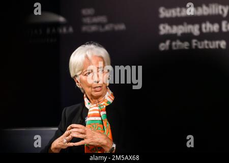 RIGA, LETTLAND. 3. November 2022 Christine Lagarde, Präsidentin der Europäischen Zentralbank, anlässlich der internationalen Wirtschaftskonferenz. Stockfoto