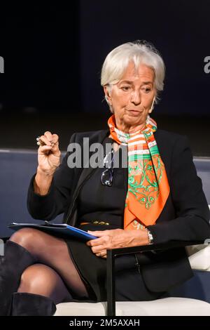 RIGA, LETTLAND. 3. November 2022 Christine Lagarde, Präsidentin der Europäischen Zentralbank, anlässlich der internationalen Wirtschaftskonferenz. Stockfoto